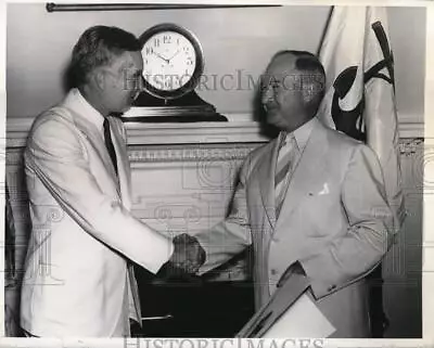 1937 Press Photo Charles Edison Acting Secretary Of Navy Congratulates Rear • $19.99