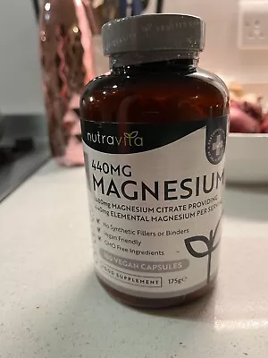 £12 • Buy Nutravita Magnesium Citrate 440mg - 180 Vegan Capsules.