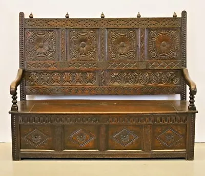 £1295 • Buy Solid Oak English Hall Bench Heavily Carved Details With Storage! DEB715