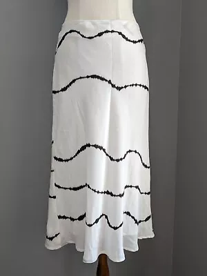 Milk And Honey Breezy White Skirt/Black Ink Midi Size 14 • $14.50