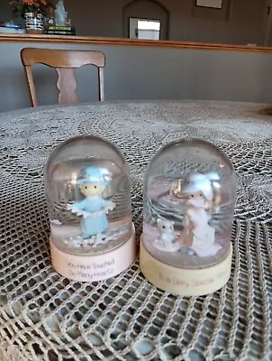 Vintage Precious  Moments  4  Snow Globes. 1984 & 1985  Very Special Mom.... • $10.50