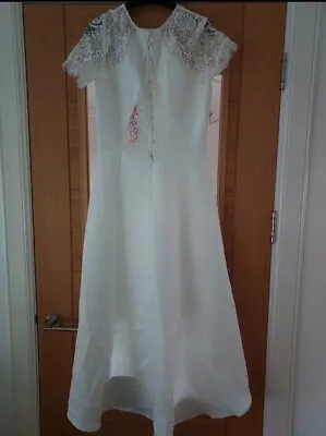 £25 • Buy Women's Chi Chi Ivory Dress, Size 12.  New With Tags.  High/ Low, Lace Detail.