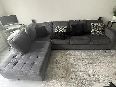 $800 • Buy Ashley Furniture Sofa Set Living Room Used