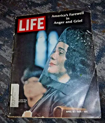 LIFE MAGAZINE April 19 1968 Martin Luther King FUNERAL -Coretta Scott King • $10