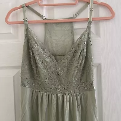 Kindred Bravely Xs Petite Nightgown Maternity Nursing Pistachio Green Nearly New • $38