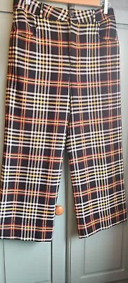 Zara Ladies Trousers In Tartan Wide Crop Leg Size M (12) 25 Inch Leg.  • £5