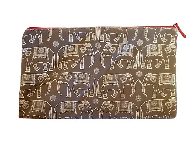 Emirates Travel Makeup Pouch Cosmetic Bag Elephants  Zips 10  X 6  • $10.55