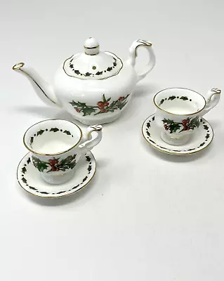 A Cup Of Christmas Tea Miniature Tea Pot Cups Saucers Bone China Tom Hegg 1995 • $22.95