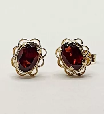 9ct Stud Oval Garnet Celtic Earrings 9ct Yellow Gold  • £65