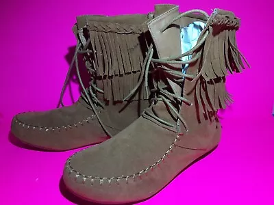 Women FOREVER Candice 22 Fringe Layers Brown Moccasin Ankle Fashion Boots Sz 8.5 • $29.99
