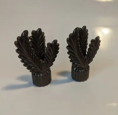 Vintage Cast Iron Lamp Finial Hardware Pair Of Palm Fronds Set • $9.95