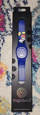 NEW Disney Parks Magic Band Plus + 2022 Mickey Mouse Disney Dad LINKABLE  • $38