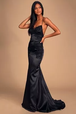 Lulus Maxi Black Lace Satin Gown Size 8 NWT • £48.19