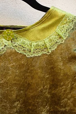 UPCYCLED Handmade Cropped Olive Green Velvet Top With Collar Detail UK 14/16 • £4.99