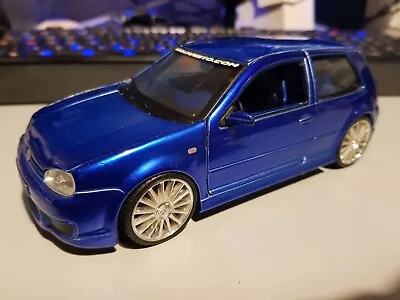 Maisto Gridez 1/24 Volkswagen Golf R32 Diecast Scale Model Car • £22.99