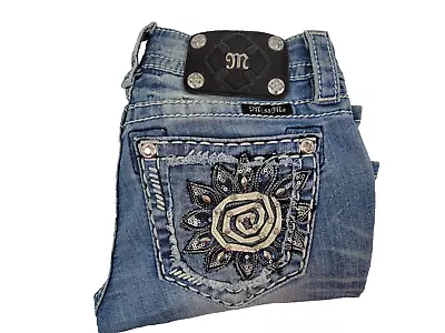 Miss Me Jeans Womens Signature Cuffed Capri Sunflower Pocket Jeans Size 25 • $19.99
