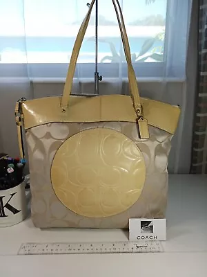 Coach Laura Large Yellow Beige Tote Purse Signature Patent Leather Canvas • $43