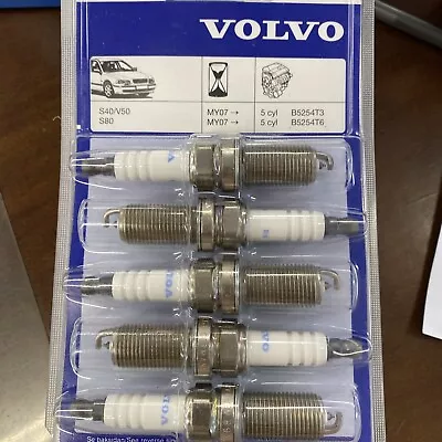 Genuine Volvo Spark Plug Set 30751806 • $60