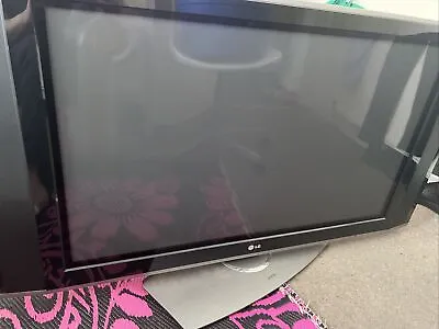 £50 • Buy LG 42 Inch PX5D Television Used.