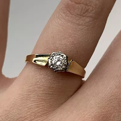 Diamond Solitaire .15ct Engagement Ring 18ct 18k Yellow Gold - Size N 1/2 • £250