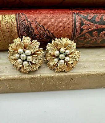 Marvella Signed Golden Flower Clip-on Earrings Vintage Faux Pearl 60s • $12