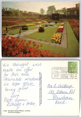 C27288 Pond Garden Hampton Court Palace Middlesex England  Postcard 1980 Stamp • £0.99