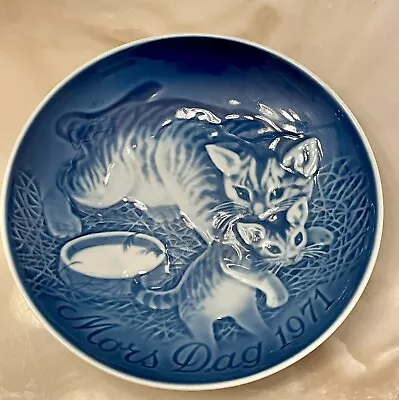 MOTHER’S DAY 1971 Plate Mors Dag Bing & Grondahl Cat With Kitten Denmark Blue • $6.95