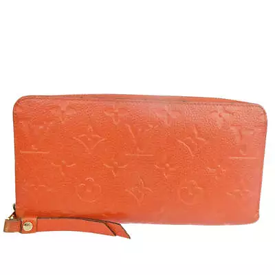 LOUIS VUITTON Zippy Wallet • £347