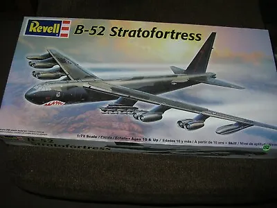 152. 2004  1/72 Revell 85-5709 B-52 Stratofortress Bomber  Airplane Model Kit • $84.99