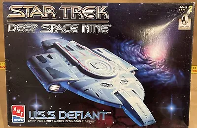 ERTL Star Trek Deep Space Nine USS Defiant Model Kit • $20
