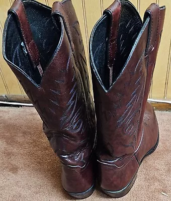 Justin Black Cherry Cowboy Boots 10.5 Men's • $54.99
