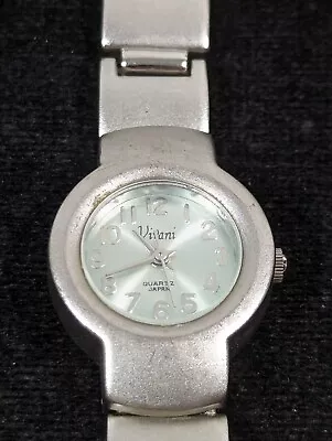 Vivani Womens Silver Tone Matte Round Bracelet Band Watch 6 Inch • $13.99