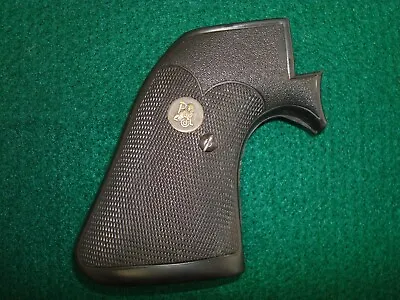 Ruger Super Blackhawk Pachmayr Black Rubber Grips With Screw • $28