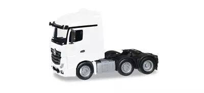 MERCEDES ACTROS Streamspace Cabover Truck Dual AXLE HERPA HO 1/87 Scale 305174 • $31.49