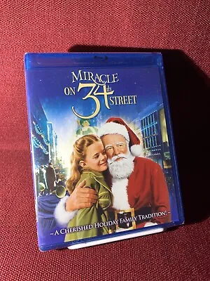 MIRACLE ON 34TH STREET Blu-Ray 2010 SEALED Free Shipping • $15.55