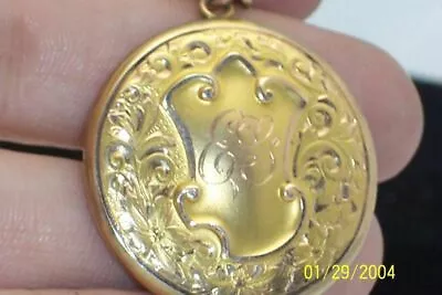 Vintage Ornate Scolled Large Photo Locket W Cartouche 1/4 Gold • $111.99