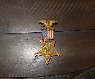 CIVIL WAR GAR UNION VETERANS MEDAL BADGE NUMBERED V25590 ORIGINAL 1880s 1890s • $110