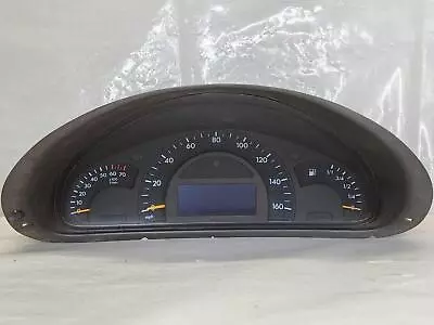 11 Speedometer MERCEDES C-CLASS 01 02 • $69