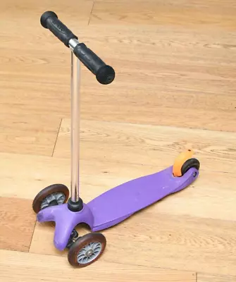 Mini Micro Scooter  Led Wheels - Purple • £10