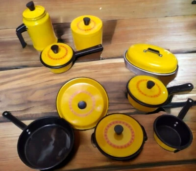 $19.50 • Buy Vintage 1950s Lot Metal Aluminum Child Kitchen Play Coffee Pot Pans Lids 