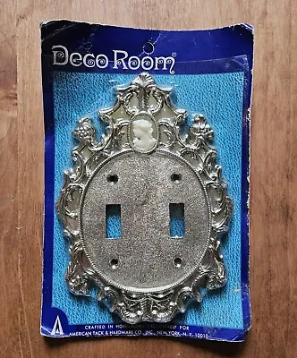 Vintage Deco Room Double Switch Plate With Cameo White Gold Plastic • $18