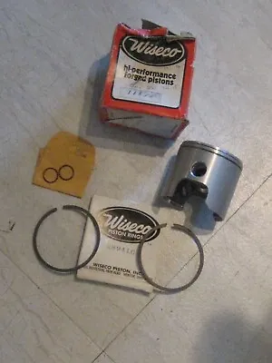 Wiseco Bultaco 250 1974/75 Piston/rings/c-clips .060 Over Nos! • $109