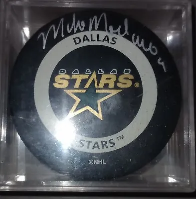 Dallas Stars Mike Modano Signed/ Autograph Puck/ Plastic In Case  • $50