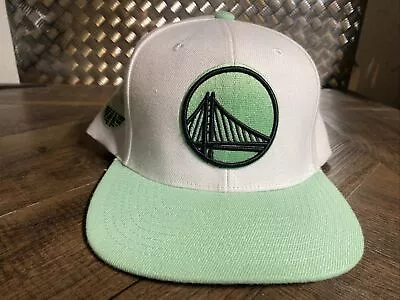 Golden State Warriors Mitchell & Ness NBA Pure Platinum Mint Snapback Hat • $19.99
