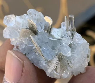 75 Carats Fabulous Aquamarine With Mica Specimen From Nagar Pakistan • $45