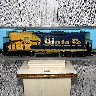 Atlas 4051 N Scale Santa Fe GP-9 Diesel Locomotive #2926 • $48