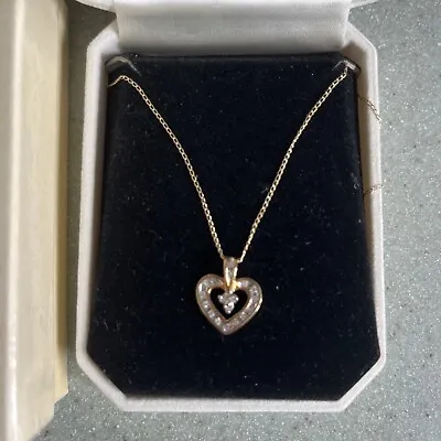 $98.80 • Buy Zales 10 K Gold Heart Necklace Pendant With Diamonds In Orig Box