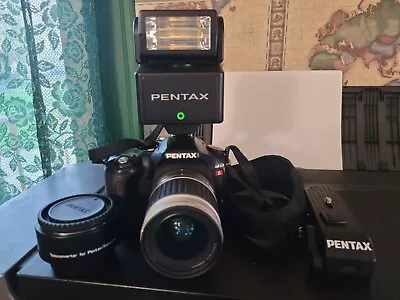 PENTAX Pentax Ist DL 6.1MP Digital SLR Camera Outfit Lens Flash Accys • $25