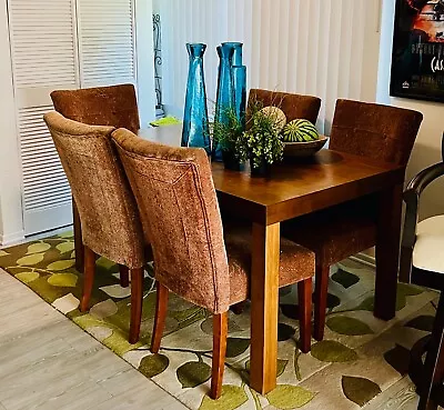 Dining Table Set 5 Fabric Chairs Beautiful Very Good Condition • $150
