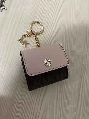 MICHAEL KORS MK AirPod Case - Powder Blush • $42